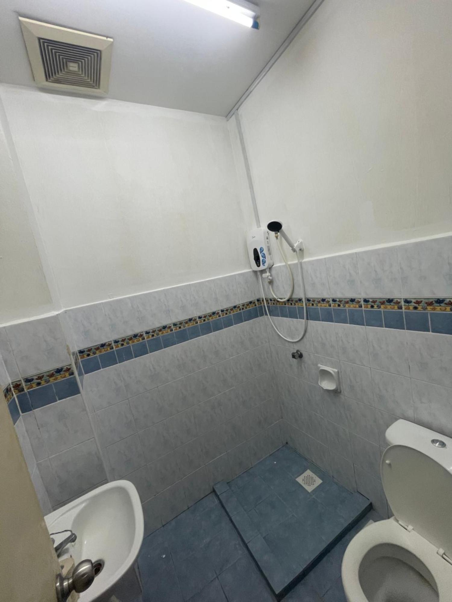 Holiday home Ehsan Jaya Ikea Toppen Near Peikin Long Sing Yijia Restaurant *